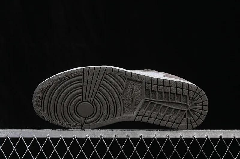 All categories Air Jordan Jordan series basketball shoes Air Jordan 1 Low Air Jordan 1 Low AJ1 Joe 1 white gray low-top retro cultural basketball shoes 553558-046
